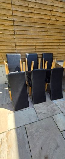 Table and 6 chairs