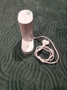 Philips Toothbrush charger and cleaner