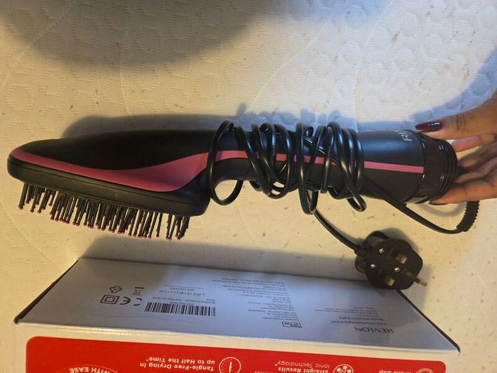 Revlon One-Step Hair Dryer and Styler Like New