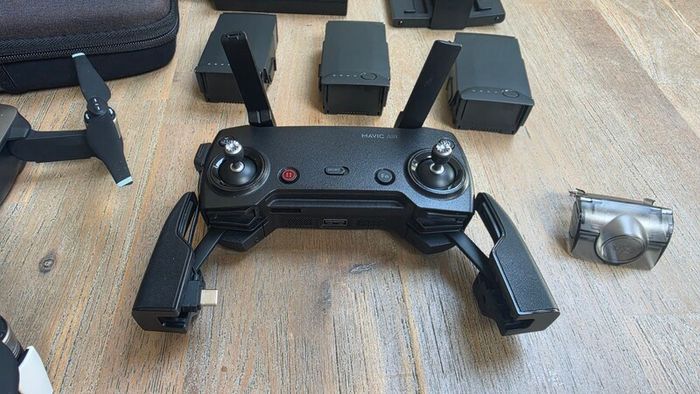 dji mavic air fly more combo
