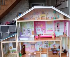 dolls house