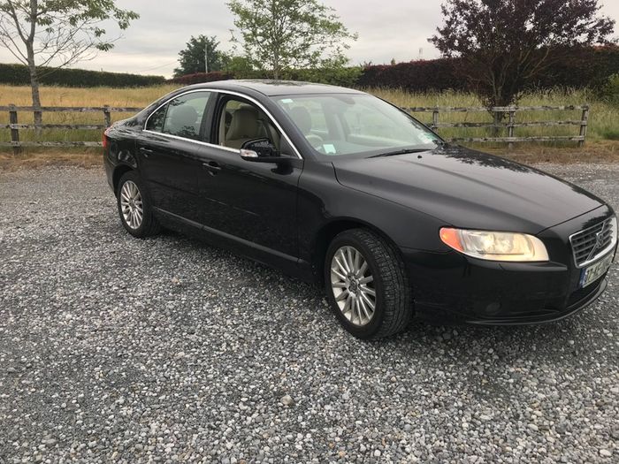 Volvo S80, Braking