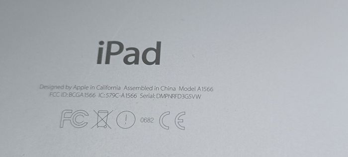 Two iPads Air 2 64GB