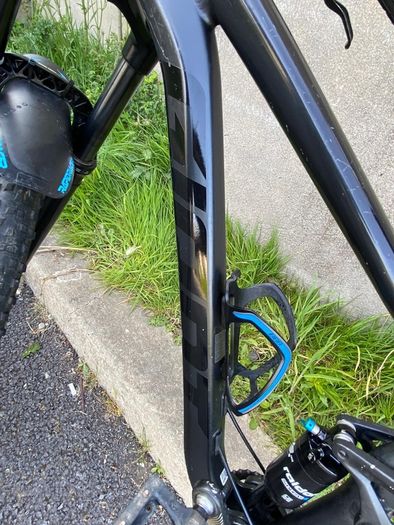 Giant stance full suspension mountain bike