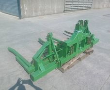 Double bale lifter
