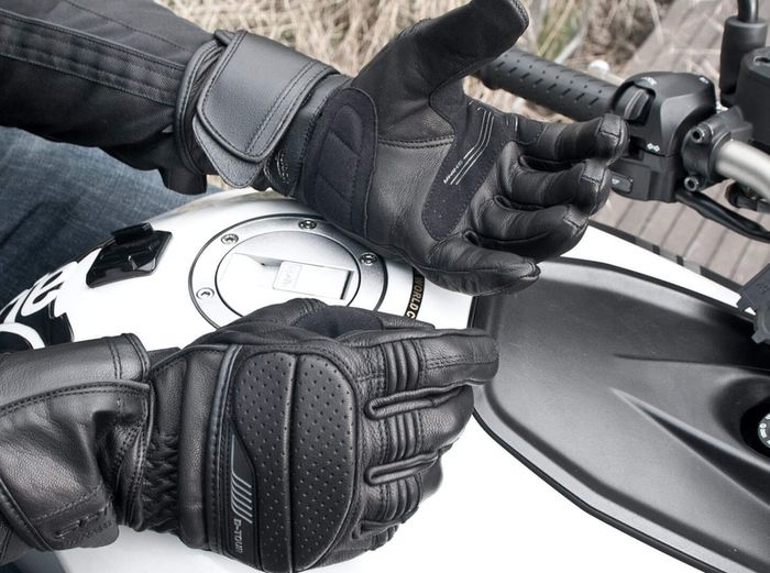 Motorcycle Gloves