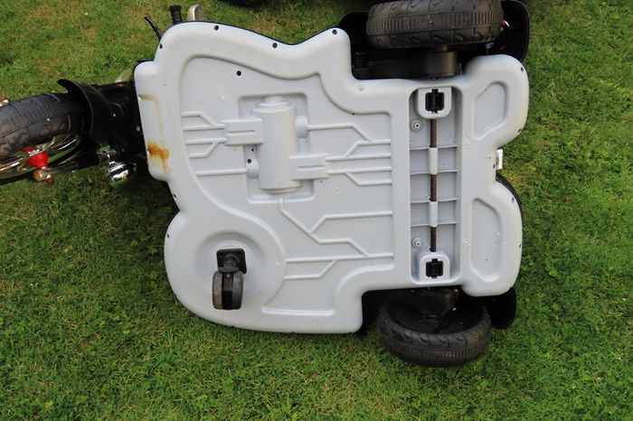 KIds Harley type Ride on with side car 12v (Spares or Repair)