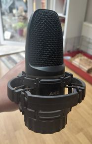 Akg C3000