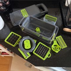 vegetable/fruit chopper