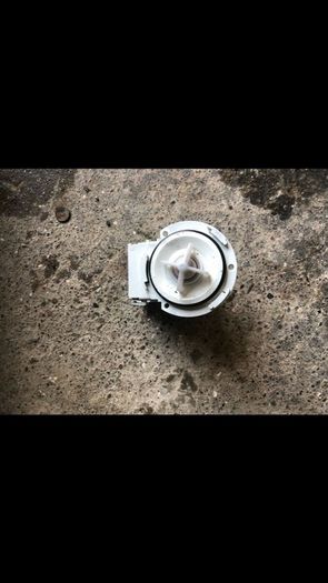 Washing Machine Doors + 100's of Spare Parts