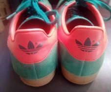 Adidas Gazelle  Green & Coral  Great Condition