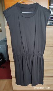 Size M Long tops - bundle of 2