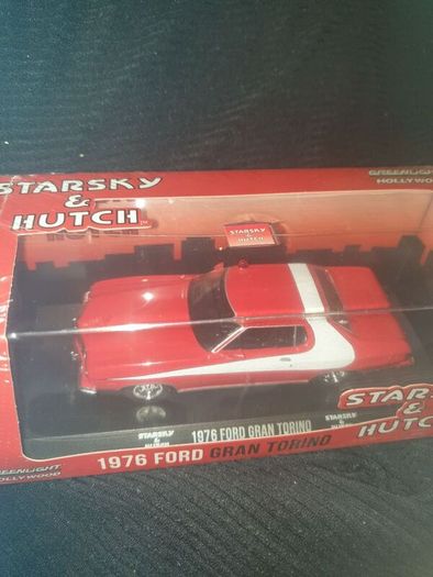 Greenlight Hollywood 1976 Ford Gran Torino Starsky & Hutch Die.cast