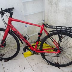 Merida Speeder 200 bike + brand new saddle and seatpost
