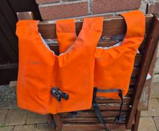 free, decathlon life jackets children size