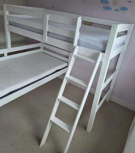 L shaped bunk bed