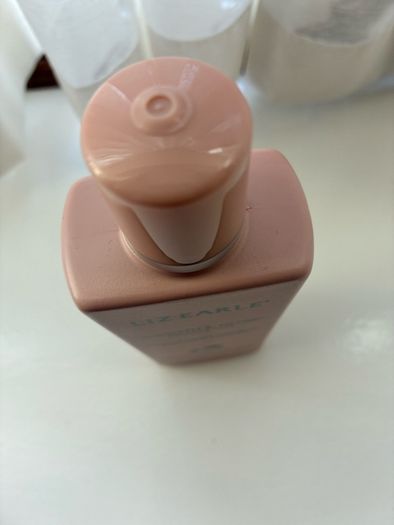 Liz Earle Smooth & Glow Exfoliating Tonic (200 ml)