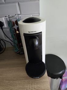 Coffee machine Nespresso Vertuo Plus +Capsule Holder
