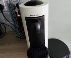 Coffee machine Nespresso Vertuo Plus +Capsule Holder