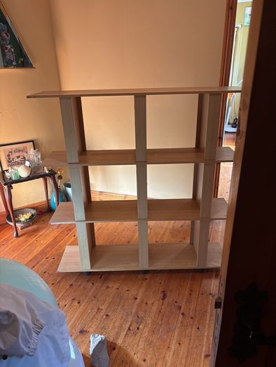 Shelf Unit