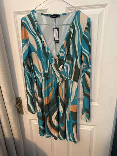 New boohoo dress