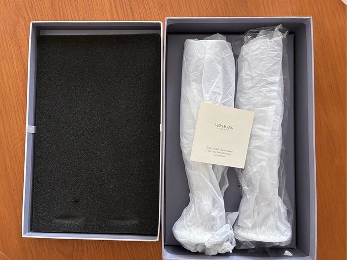 Vera Wang Champagne Flutes
