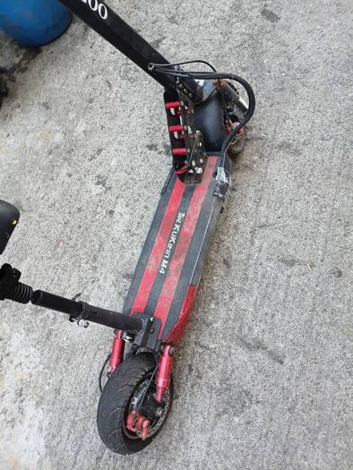 Electric scooter
