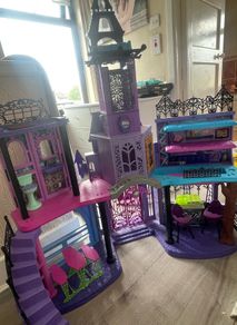 dollhouse