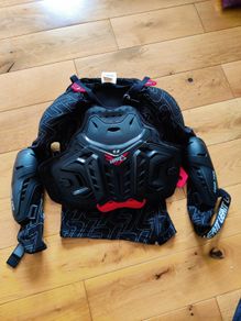 leatt body protector 4.5