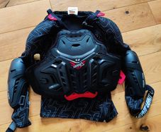 leatt body protector 4.5