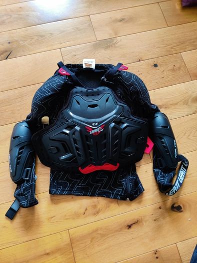 leatt body protector 4.5