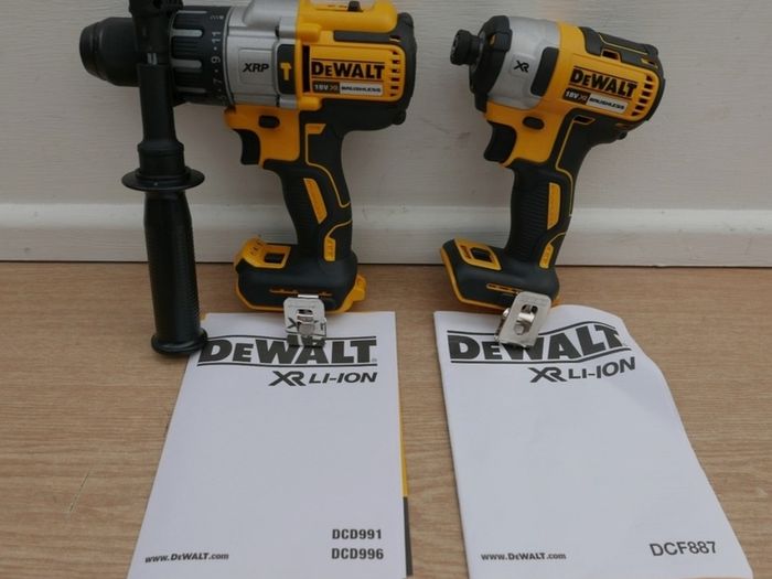 DeWalt DCD996 XRP 18V Combi Drill & DCF887 XR 18V Impact Driver