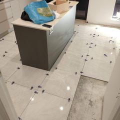 4 Free unused white kitchen tiles