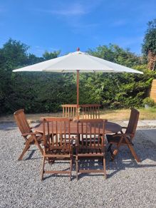 Teak Garden extending table and 6 reclining armchairs