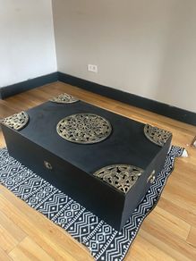 Coffee table/storage trunk