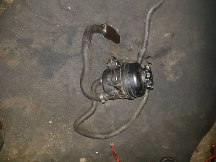 Bmw E46/e60/e87/e90/e92 Power Steering Bottle Reservoir 1097164