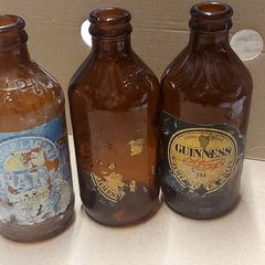 3 x half pint bottles ,2x Guinness 1x harp bottles ,bottles good ,labels used ,,bottled by 111,on 2 x Guinness bottles,,buyer collects or pays postage thank you, take as is ,