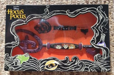 Official Disney Hocus Pocus Collectible Key Set