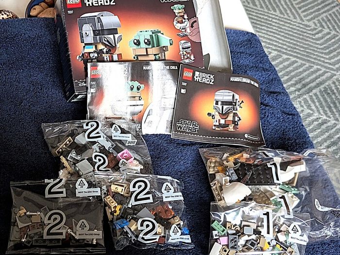 Lego Star Wars Brickheadz: The Mandalorian & The Child (retired Set #75317) - 100% Sealed Bags