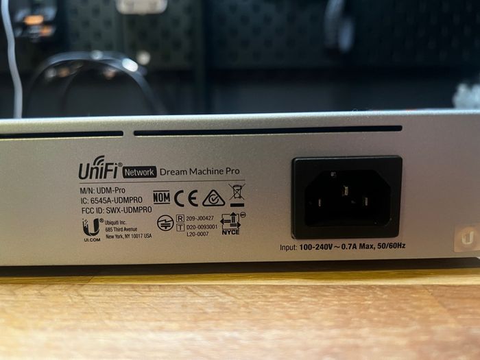 Ubiquiti UniFi Dream Machine Pro (UDM-Pro)