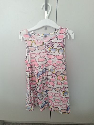 REDUCED Girls 4-5 years clothes bundle