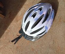 child bike helmet