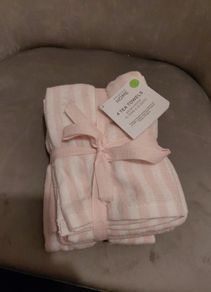 Set of 4 tea towels