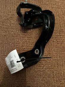 Audi A6 c7 estate boot hinge