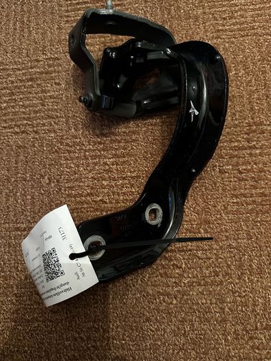Audi A6 c7 estate boot hinge