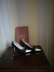 Ladies Shoes.now Reduced To 30.00