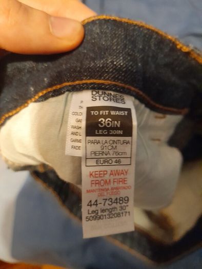 jeans