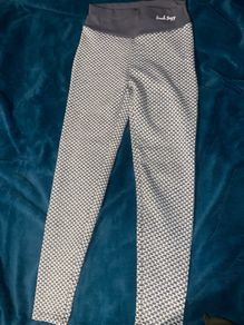 Bum scrunching leggings