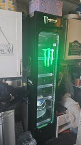 6ft3 Monster frige