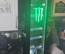 6ft3 Monster frige